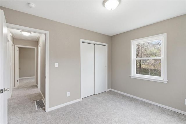 6203 E 147th Terrace, Grandview, MO 64030