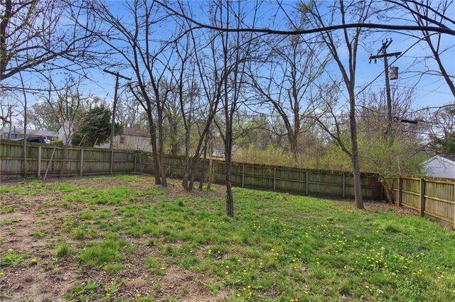 6203 E 147th Terrace, Grandview, MO 64030