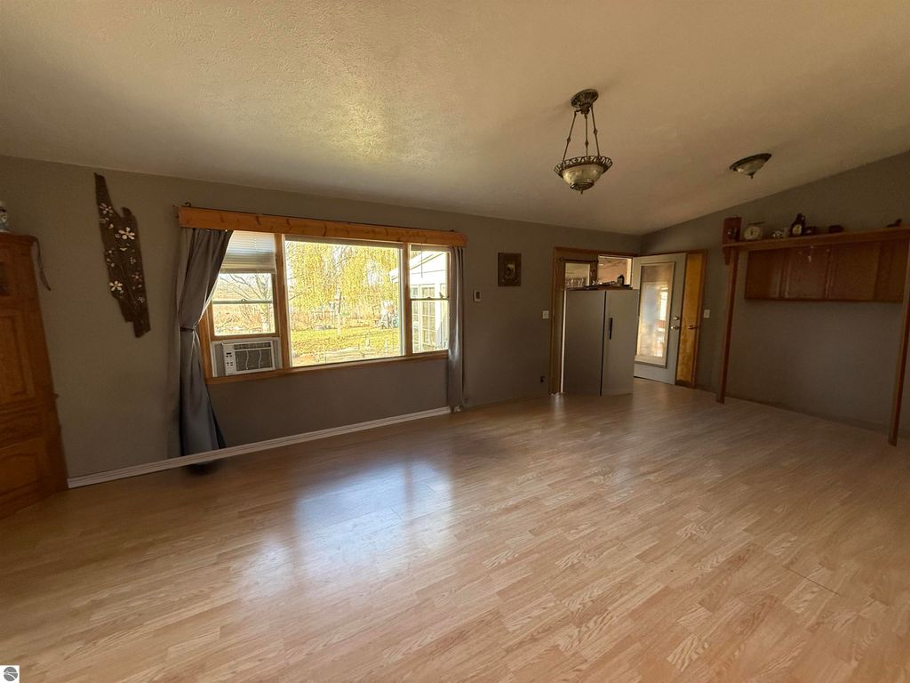 Image 5 of property listing at 250 S Merritt Road, Merritt, MI 49667