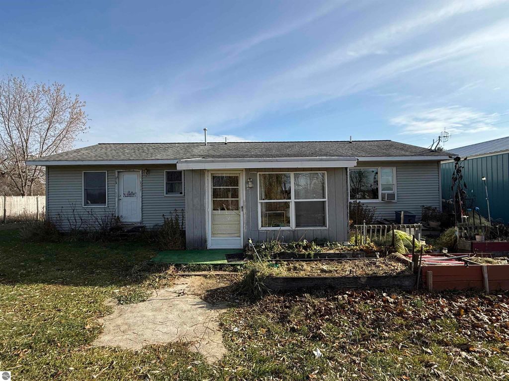 Image 8 of property listing at 250 S Merritt Road, Merritt, MI 49667