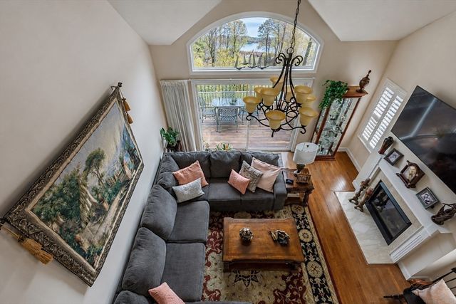6 Berrywood Ct 6, Bourne, MA 02532