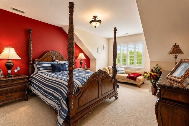 6 Berrywood Ct 6, Bourne, MA 02532