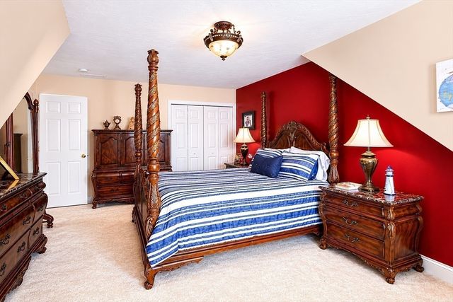 6 Berrywood Ct 6, Bourne, MA 02532