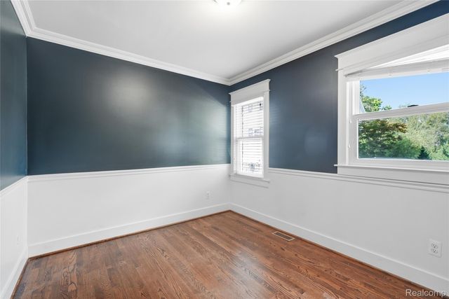 1223 Greenleaf Drive, Royal Oak, MI 48067