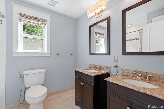 1223 Greenleaf Drive, Royal Oak, MI 48067