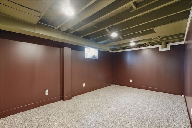 1223 Greenleaf Drive, Royal Oak, MI 48067