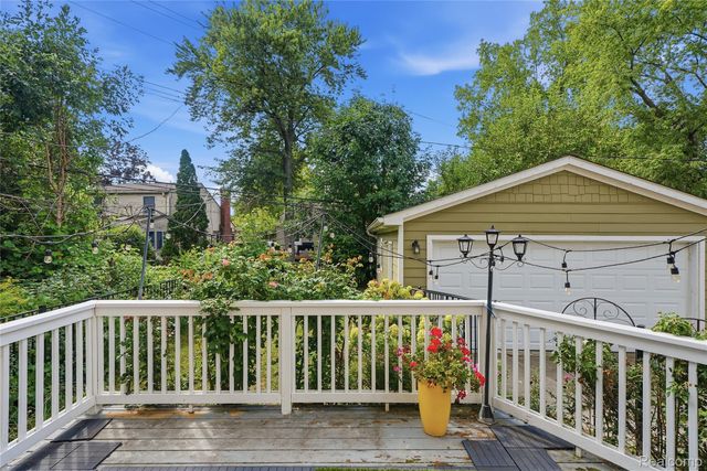 1223 Greenleaf Drive, Royal Oak, MI 48067