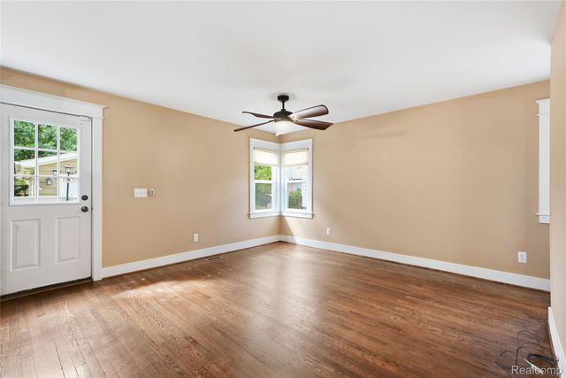 1223 Greenleaf Drive, Royal Oak, MI 48067