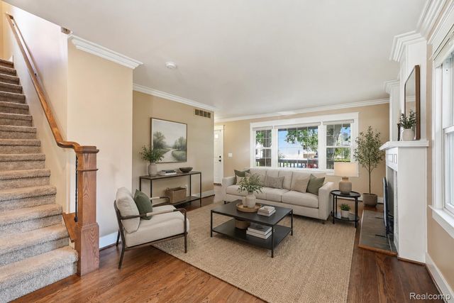 1223 Greenleaf Drive, Royal Oak, MI 48067