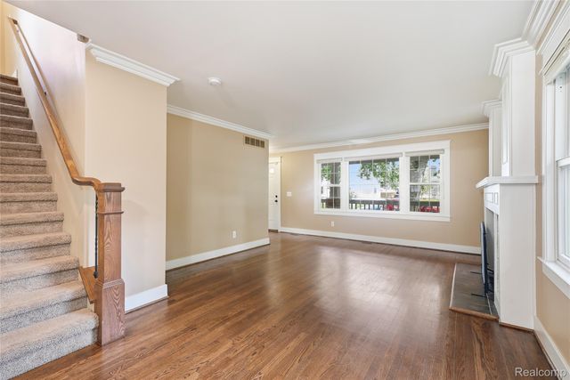 1223 Greenleaf Drive, Royal Oak, MI 48067