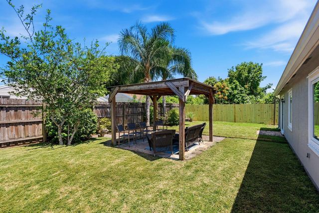 7955 Ridgewood Drive, Lake Worth, FL 33467