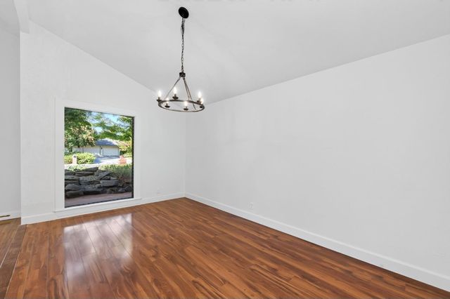 2527 W San Madele Avenue, Fresno, CA 93711