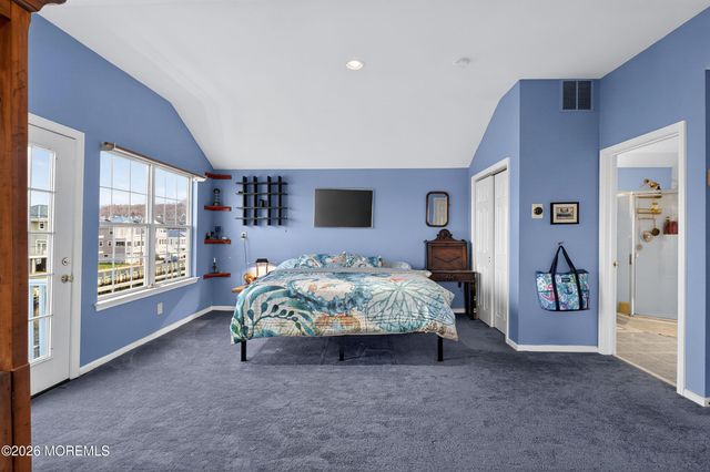 11 Huddy Avenue, Highlands, NJ 07732