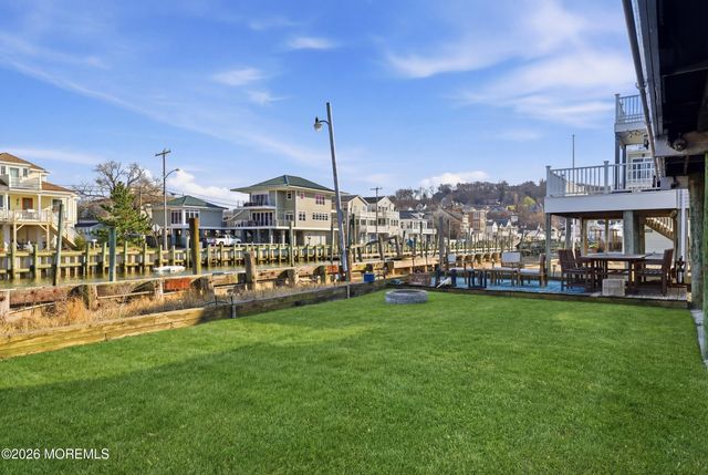 11 Huddy Avenue, Highlands, NJ 07732