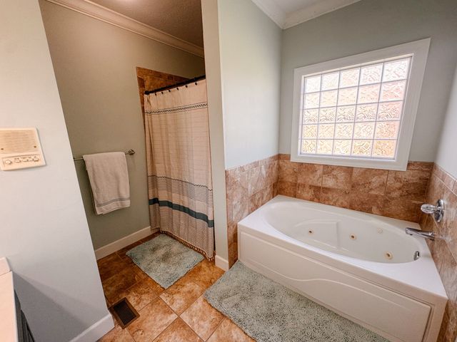 633 Jackson Rd, Portland, TN 37148