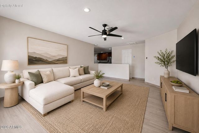 3224 E SWEETWATER Avenue, Phoenix, AZ 85032