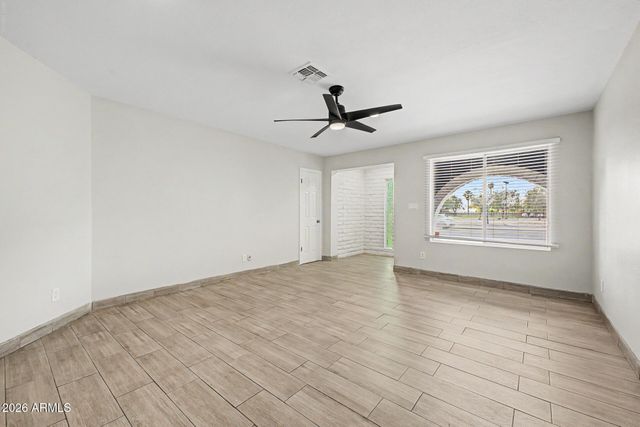 3224 E SWEETWATER Avenue, Phoenix, AZ 85032
