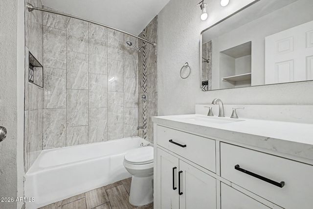 3224 E SWEETWATER Avenue, Phoenix, AZ 85032