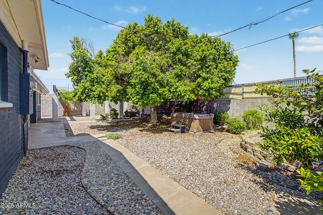 3224 E SWEETWATER Avenue, Phoenix, AZ 85032