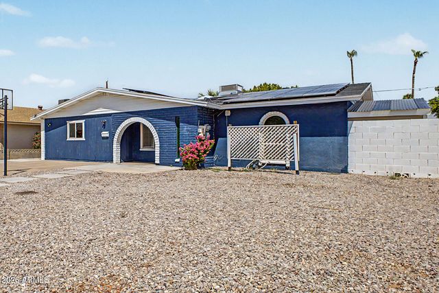 3224 E SWEETWATER Avenue, Phoenix, AZ 85032
