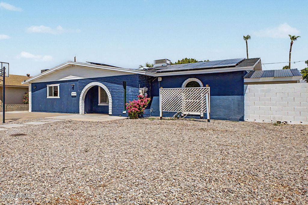 3224 E SWEETWATER Avenue, Phoenix, AZ 85032 — photo 4