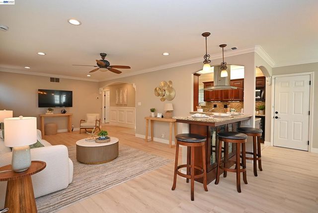 8514 Newry Pl, Dublin, CA 94568