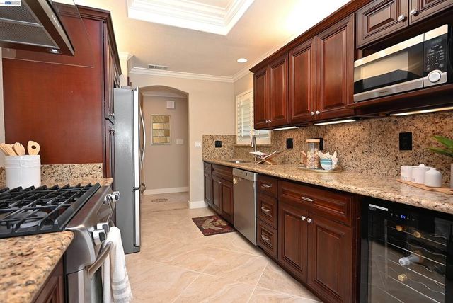 8514 Newry Pl, Dublin, CA 94568