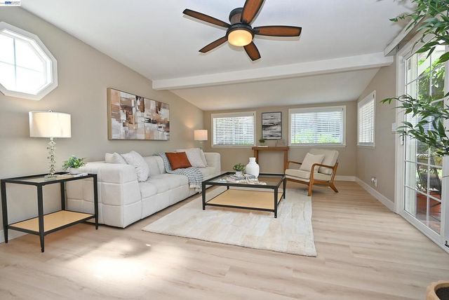 8514 Newry Pl, Dublin, CA 94568