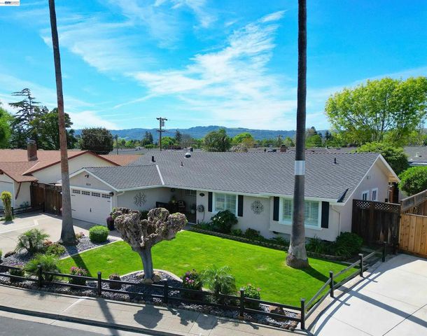 8514 Newry Pl, Dublin, CA 94568