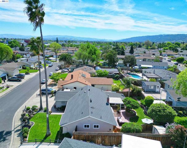 8514 Newry Pl, Dublin, CA 94568