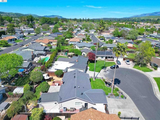 8514 Newry Pl, Dublin, CA 94568