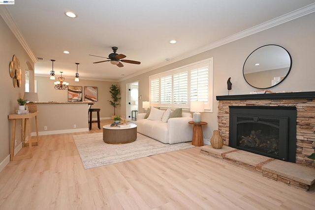 8514 Newry Pl, Dublin, CA 94568