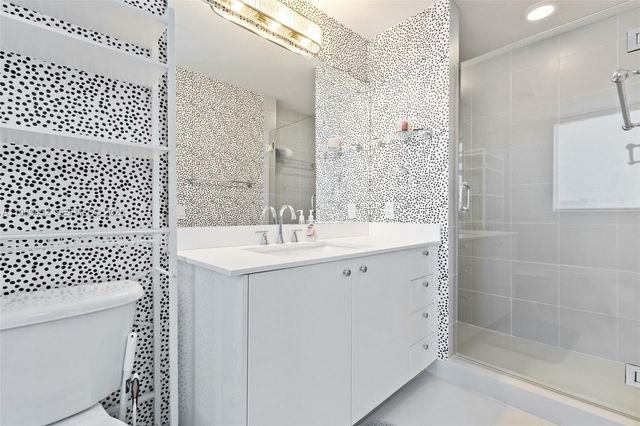 60 SW 13th St 3800, Miami, FL 33130