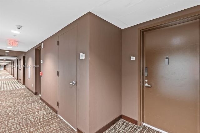 60 SW 13th St 3800, Miami, FL 33130