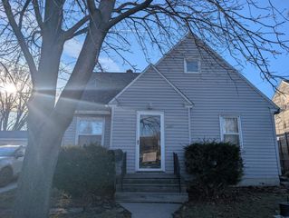 1221 8th Avenue SE, Rochester, MN 55904