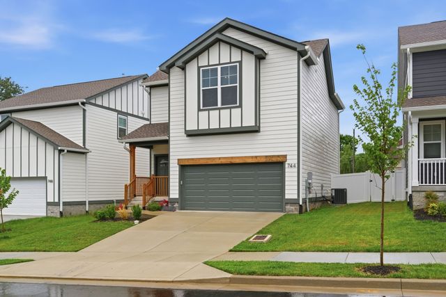 744 Caraway Ln, Nashville, TN 37211