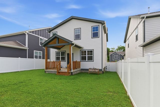 744 Caraway Ln, Nashville, TN 37211