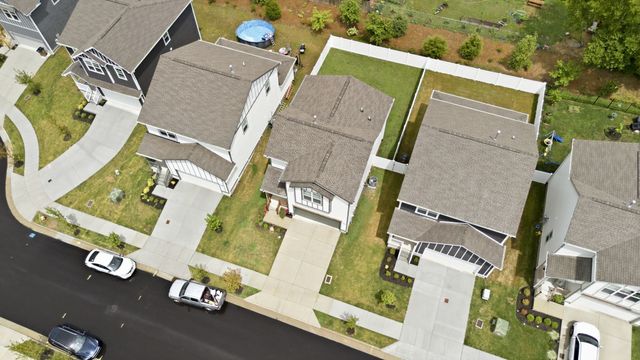744 Caraway Ln, Nashville, TN 37211