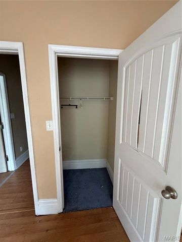 5218 Lotus Avenue, St Louis, MO 63113