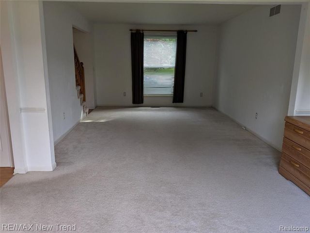 25871 Trestle, Novi, MI 48375