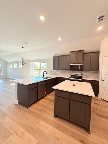 2421 Stardust Trail, Venus, TX 76009