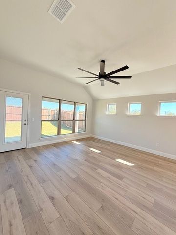 2421 Stardust Trail, Venus, TX 76009