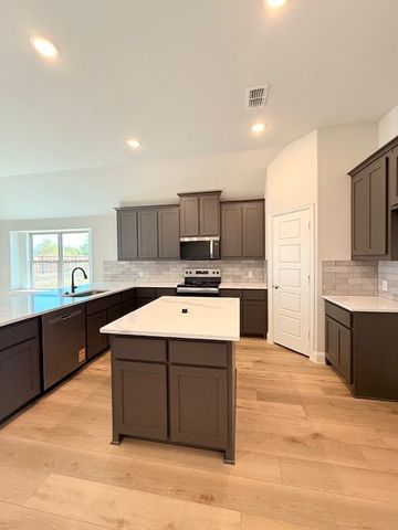 2421 Stardust Trail, Venus, TX 76009