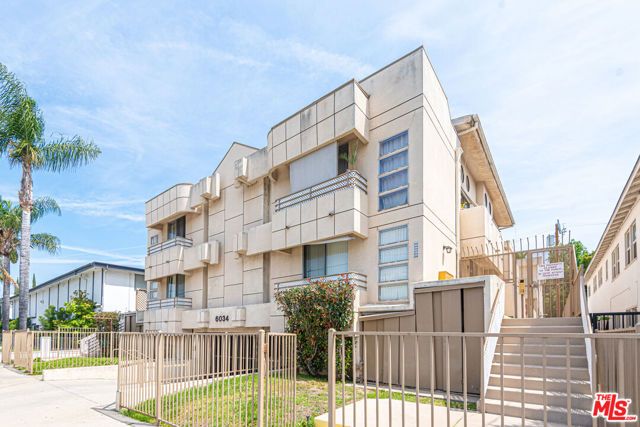 6034 Fulton Avenue, Van Nuys (los Angeles), CA 91401
