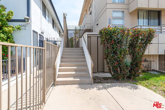 6034 Fulton Avenue, Van Nuys (los Angeles), CA 91401