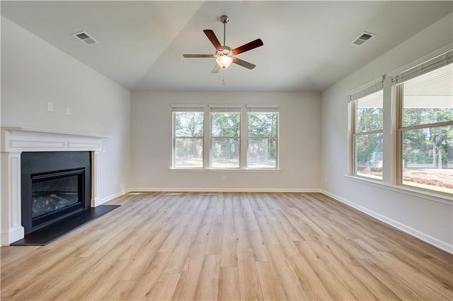 744 Dunlake Way, Locust Grove, GA 30248
