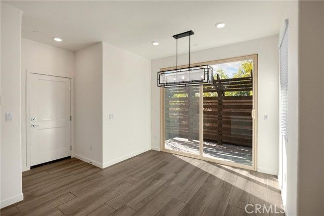 2323 Apple, Upland, CA 91786