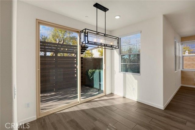 2323 Apple, Upland, CA 91786