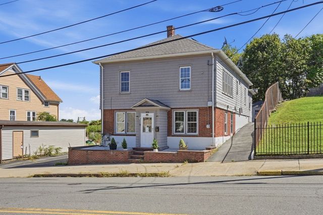 2400 South Main St, Fall River, MA 02724