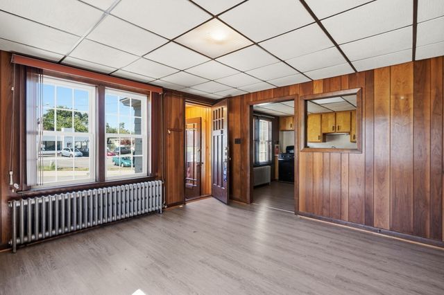2400 South Main St, Fall River, MA 02724